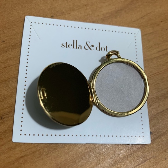 Sentiment Stone Locket Charm - Picture 5 of 5